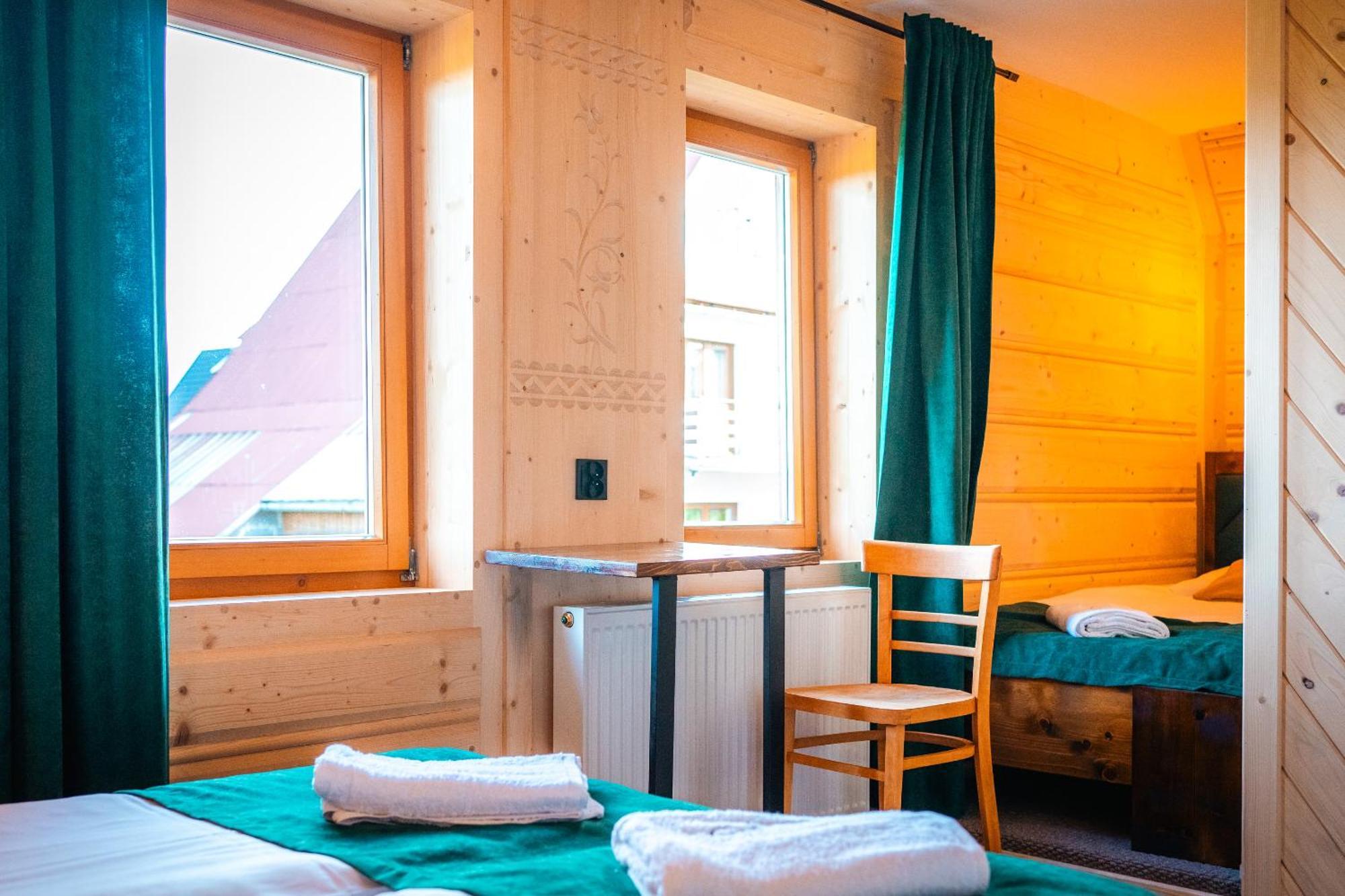 Apartamenty Dwupoziomowe Stasikowe Izby Bukowina Tatrzańska Zewnętrze zdjęcie